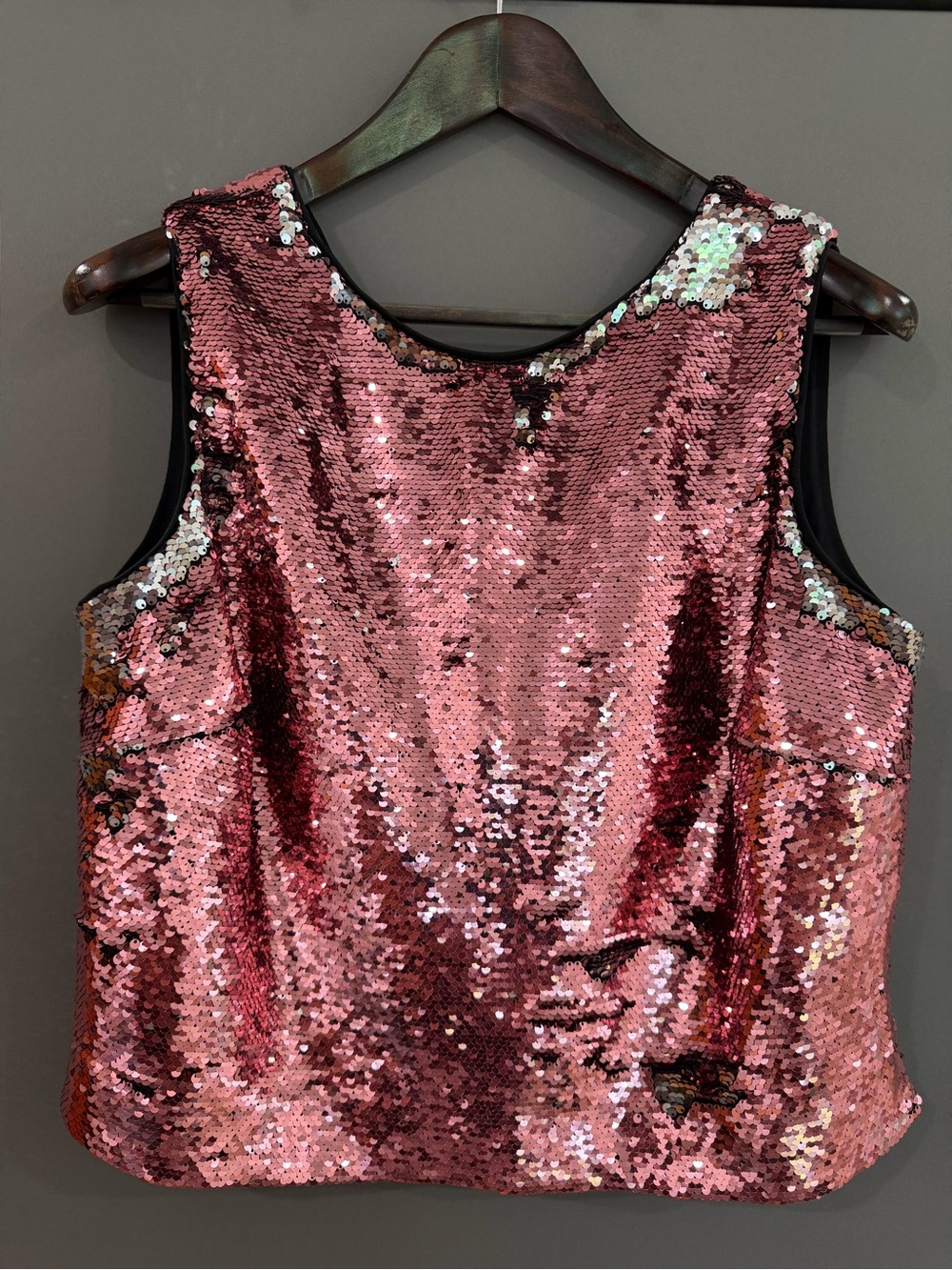 New York & Co Eva Mendes collection pink sequin crop top